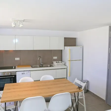 Harma Villa Andros Town